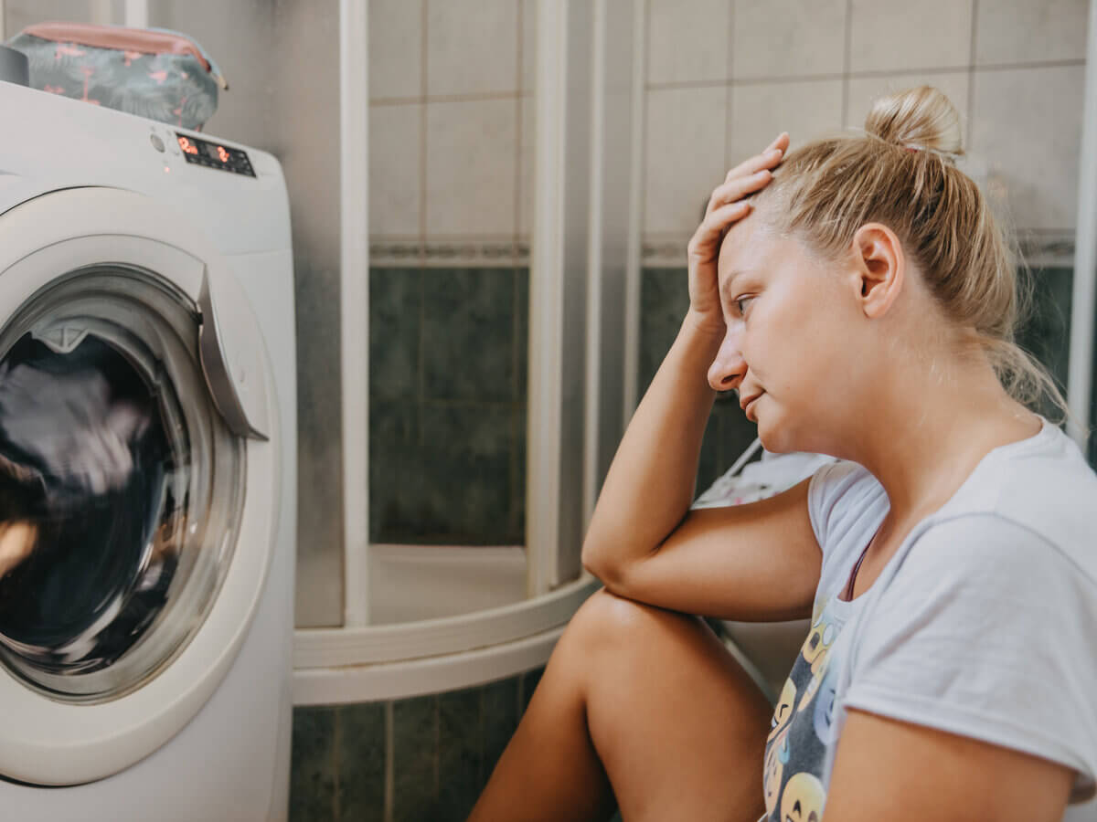 Why Is Water Sitting in the Bottom of the Washing Machine? | Rent-A-Center